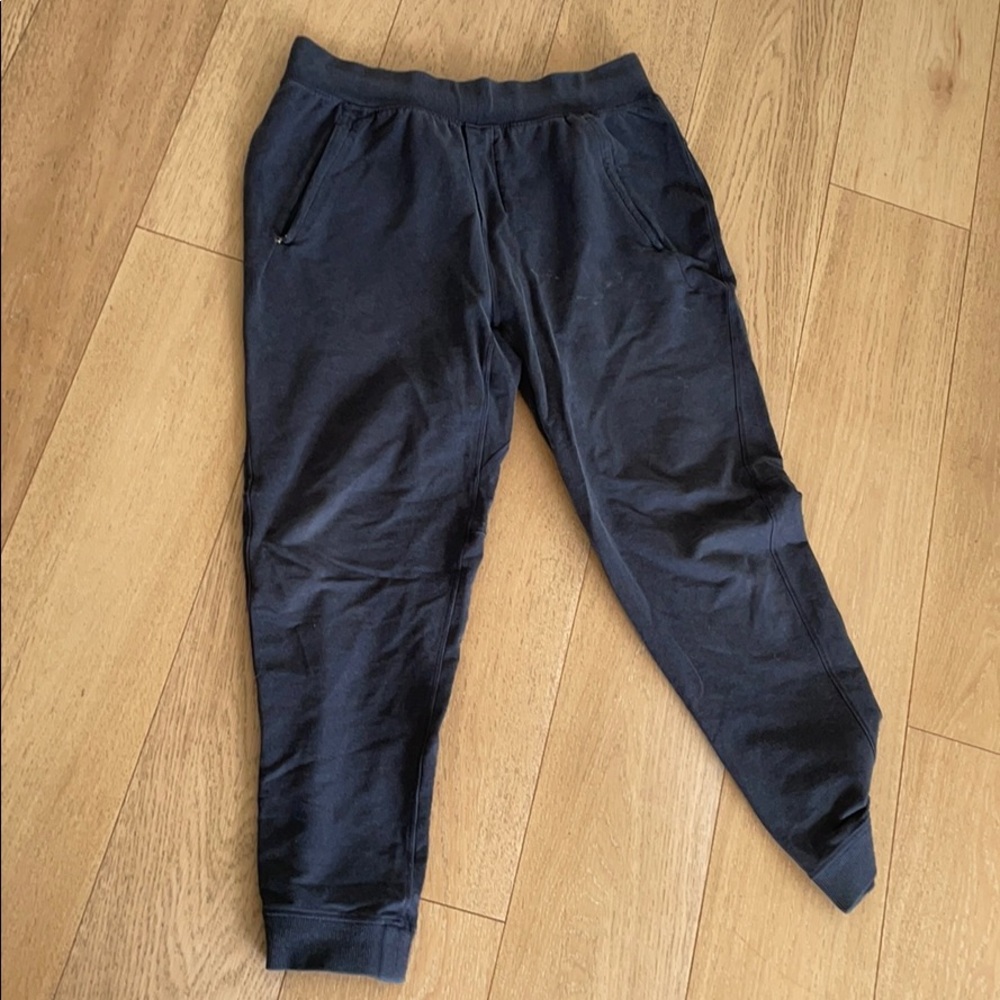 Lululemon men’s sweat pants